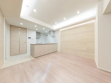 【東京都/港区南麻布】ピアース南麻布 リビング