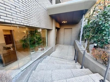 【東京都/渋谷区代々木】シティコート代々木 アプローチ