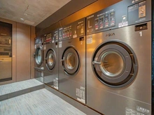 【東京都/渋谷区千駄ヶ谷】パークコート神宮北参道 ザ タワー 共用部：B1F ランドリーラウンジ