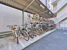 【東京都/豊島区駒込】リビオレゾン駒込六義園イースト 駐輪場