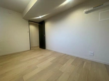 【東京都/新宿区新宿】レジェンド新宿 洋室