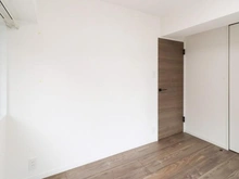 【東京都/新宿区西新宿】ハイネスロフティ 洋室