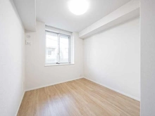 【東京都/渋谷区初台】プラウド代々木初台 洋室：南側(5.2帖)