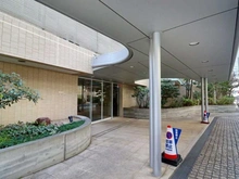 【東京都/渋谷区初台】プラウド代々木初台 エントランス