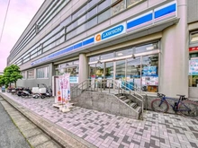 【東京都/渋谷区初台】パークコート代々木初台 ローソン代々木局店（現地より約80m）