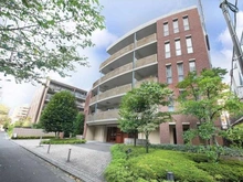 【東京都/新宿区新宿】サンウッド新宿戸山フラッツ 外観