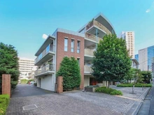 【東京都/新宿区新宿】サンウッド新宿戸山フラッツ 外観