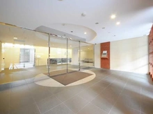 【東京都/新宿区新宿】サンウッド新宿戸山フラッツ エントランス