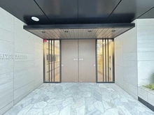 【東京都/渋谷区幡ヶ谷】リビオレゾン渋谷笹塚 エントランス