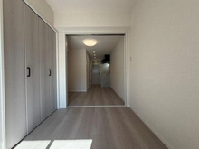 【東京都/新宿区西新宿】モアエミネンス西新宿 洋室