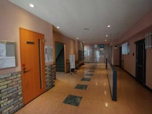 【東京都/新宿区西新宿】オリエンタル新宿コーポラス エントランス