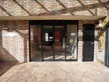 【東京都/新宿区西新宿】オリエンタル新宿コーポラス エントランス