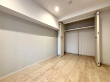 【東京都/新宿区西新宿】オリエンタル新宿コーポラス 洋室