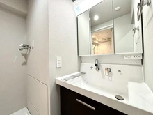 【東京都/新宿区西新宿】アイタウン・レピア 洗面室