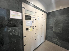 【東京都/新宿区新宿】パレステュディオ新宿御苑 宅配BOX