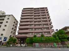 【東京都/新宿区新宿】クリオ新宿戸山壱番館 外観