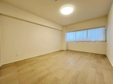 【東京都/渋谷区千駄ヶ谷】外苑マンション 洋室：約9.6帖