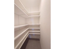 【東京都/世田谷区成城】パークシティ成城 F棟 シューズインクローゼット