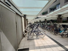 【東京都/世田谷区成城】パークシティ成城 F棟 駐輪場