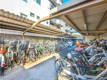 【東京都/世田谷区深沢】フォーリア駒沢公園パークサイド 駐輪場