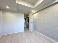 【東京都/杉並区和泉】イニシアイオ杉並和泉 洋室