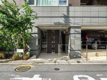 【東京都/杉並区和泉】イニシアイオ杉並和泉 エントランス