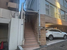 【東京都/新宿区西新宿】新宿ニューハウジング アプローチ