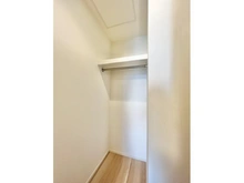 【東京都/新宿区富久町】富久クロスコンフォートタワー 収納：ウォークインクローゼット