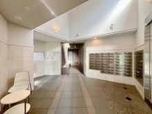 【東京都/渋谷区本町】ディオレ西新宿 エントランス