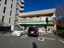 【東京都/新宿区西新宿】セントラルレジデンス新宿シティタワー ファミリーマート　新宿税務署通り店（現地より約450m）