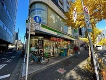【東京都/新宿区西新宿】セントラルレジデンス新宿シティタワー ファミリーマート　北新宿店（現地より約160m）