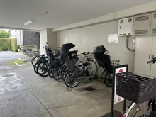 【東京都/目黒区南】キャニオングランデ碑文谷南 駐輪場