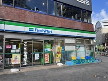 【東京都/新宿区大久保】セイントマンション ファミリーマート新宿大久保1丁目店（現地より約170m）