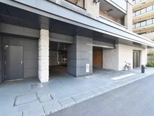 【東京都/新宿区若松町】クレヴィア新宿若松町 エントランス