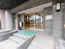 【東京都/新宿区百人町】ザ・パームス⻄⼾山 エントランス