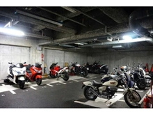 【東京都/新宿区西新宿】シティタワー新宿新都心 バイク置き場