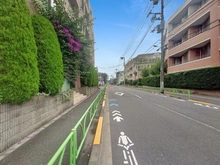 【東京都/世田谷区弦巻】カーサフェリス世田谷弦巻 前面道路