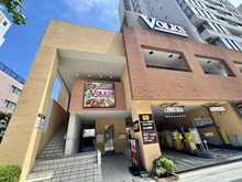 【東京都/渋谷区代々木】ザ・パームス代々木III フォルクス西参道店（現地より約210m）