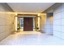 【神奈川県/横浜市神奈川区鶴屋町】THE YOKOHAMA FRONT TOWER エントランス