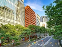 【東京都/新宿区西新宿】西新宿ダイヤモンドパレス 外観：中央の建物