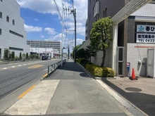 【東京都/三鷹市下連雀】イオシス吉祥寺 前面道路