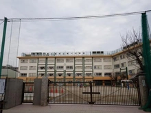 【東京都/三鷹市新川】アイディスクエア吉祥寺  三鷹市立第一小学校（現地より約260m）：