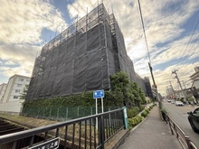 【東京都/三鷹市下連雀】ザ・パームス三鷹ビバーチェ 外観：大規模修繕中