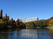 【東京都/武蔵野市吉祥寺本町】エスト・グランディールカーロ吉祥寺本町  井の頭恩賜公園（現地より約450m）
