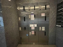 【東京都/三鷹市下連雀】サンティール三鷹サウスウイング 宅配BOX