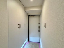 【東京都/三鷹市下連雀】サンティール三鷹サウスウイング 玄関