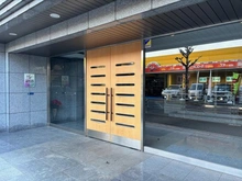 【東京都/三鷹市下連雀】サンティール三鷹サウスウイング アプローチ