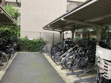 【東京都/三鷹市下連雀】ベルディオ三鷹レジデンス 駐輪場