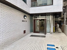 【東京都/三鷹市下連雀】エミネンスイン三鷹 アプローチ