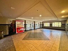 【東京都/西東京市芝久保町】 サンクレイドル西東京ウインフォート エントランス